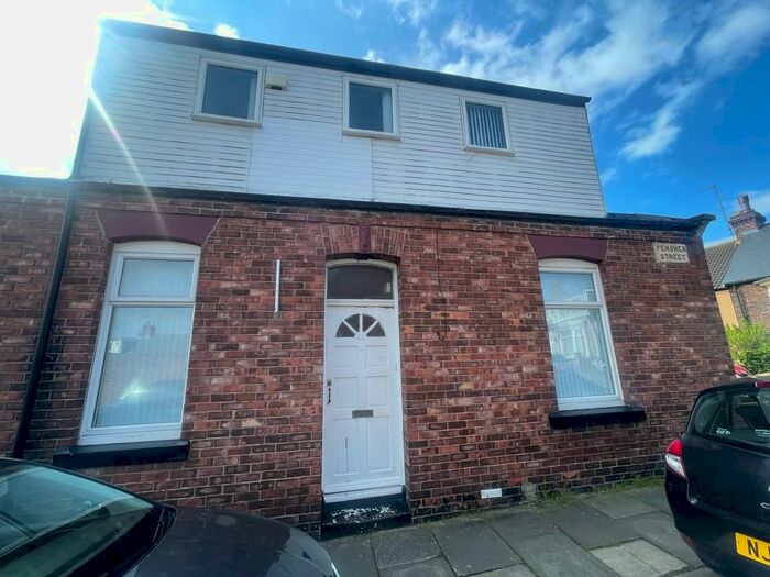 4 Bedroom Terraced House To Rent In Pensher Street, Sunderland, SR4