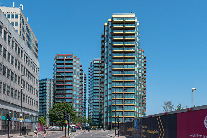 2 Bedroom Flat For Sale In Forbes Apartments, Woolwich Riverside, Woolwich, SE18