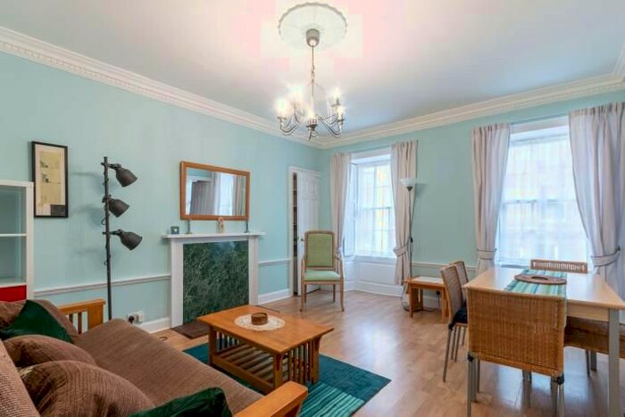 1 Bedroom Flat To Rent In Buccleuch Street, Edinburgh, EH8