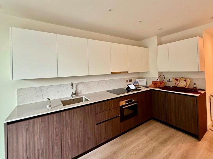 1 Bedroom Flat To Rent In Menara Point, West Ham, E16