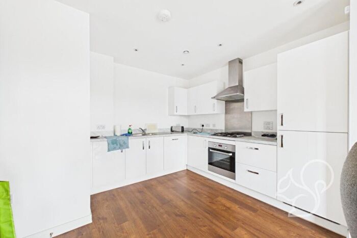 1 Bedroom Apartment For Sale In Hill Court, Chelmsford, CM1