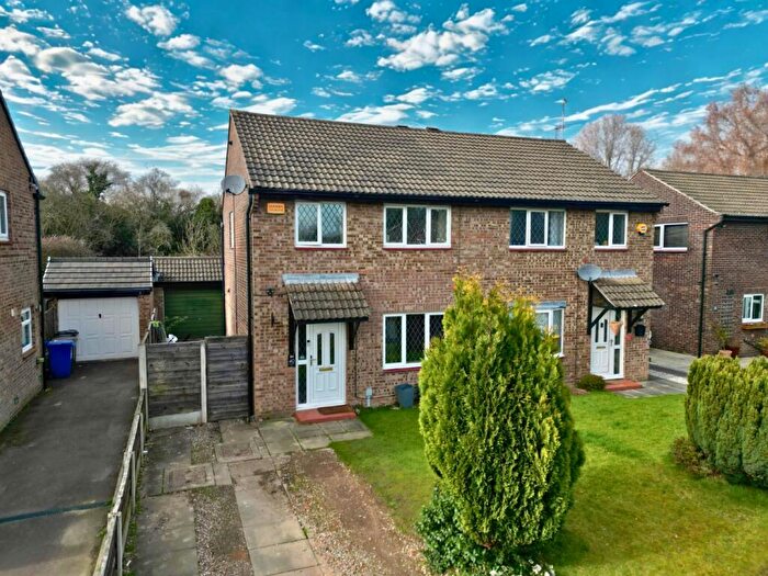 3 Bedroom Semi Detached House For Sale In Duncombe Close, Bramhall, Stockport, Cheshire, SK7