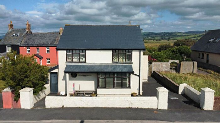 4 Bedroom Detached House For Sale In Borth, SY24