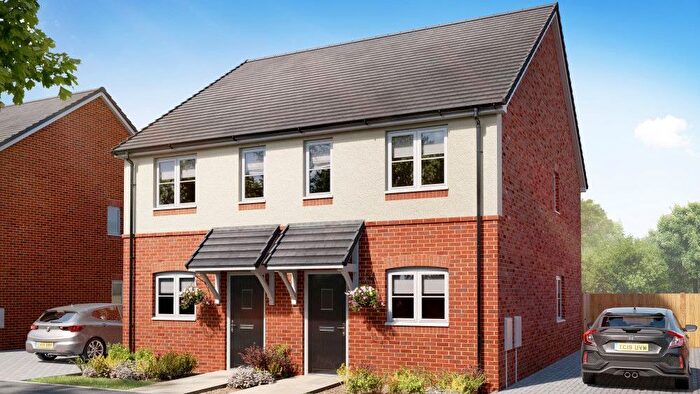 2 Bedroom Semi Detached House For Sale In Thirlstane Road, Malvern, WR14