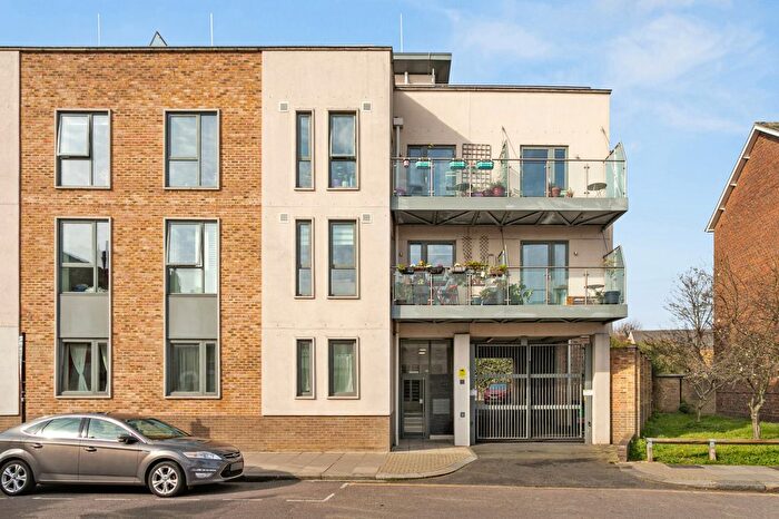 1 Bedroom Flat For Sale In Scotland Green, London, N17