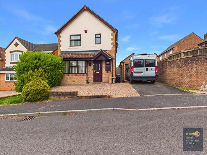 3 Bedroom Detached House For Sale In Kingsmead Drive, Torrington, Devon, EX38