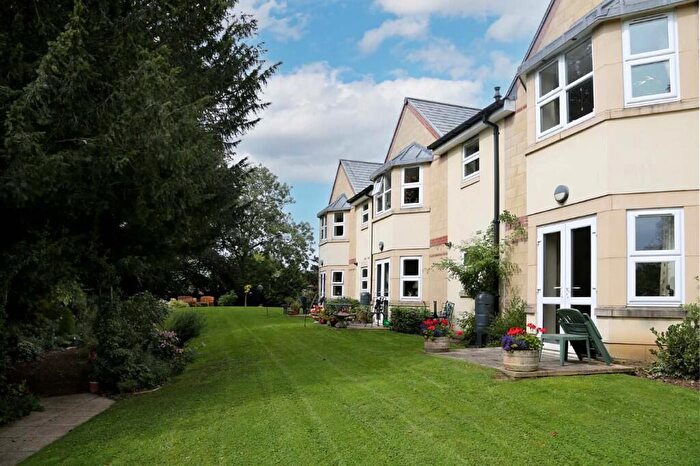 2 Bedroom Flat For Sale In Townsend Court, Priory Way, Burton Hill, Malmesbury, Wiltshire, SN16
