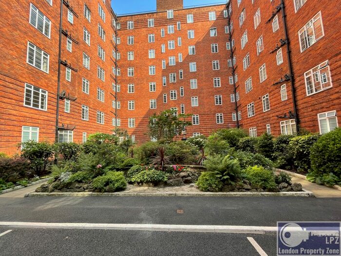 1 Bedroom Flat To Rent In Hammersmith Road, Hammersmith, London, W6