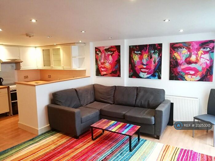 4 Bedroom Terraced House To Rent In Foundry Street, Brighton, BN1