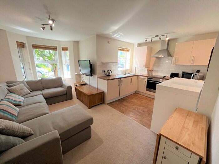 2 Bedroom Maisonette To Rent In Charminster Avenue, Charminster, BH9