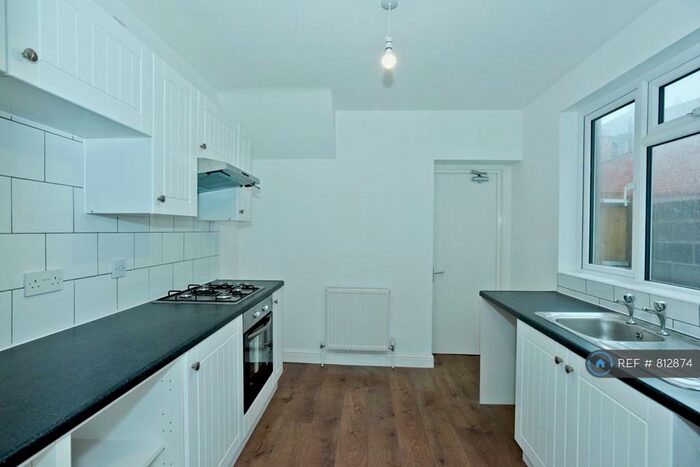 1 Bedroom Flat To Rent In Gosport, Gosport, PO12