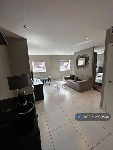 Studio To Rent In Park Square East, Leeds, LS1