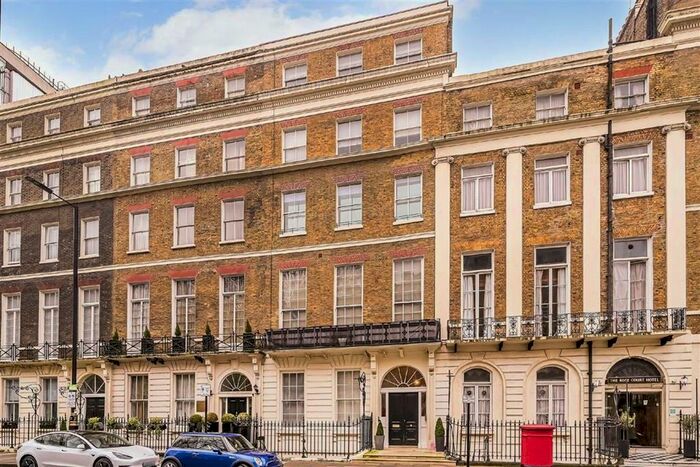 3 Bedroom Flat To Rent In Great Cumberland Place, London, W1H