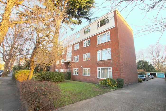 2 Bedroom Flat To Rent In Walpole Lodge, Culmington Road, London, W13
