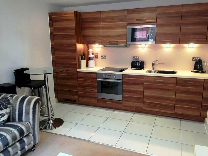 1 Bedroom Flat To Rent In Armstrong Drive, Worcester, WR1