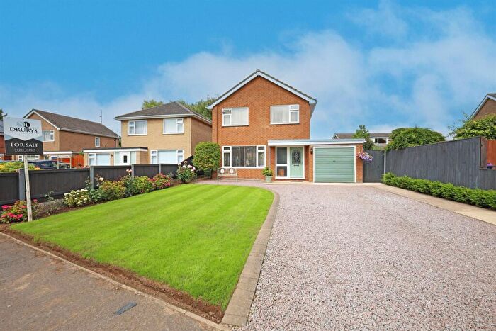 3 Bedroom Detached House For Sale In Sentance Crescent, PE20