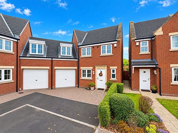 4 Bedroom Link Detached House For Sale In Turner Square, Morpeth, NE61