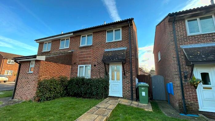 3 Bedroom Semi-Detached House To Rent In Avocet Crescent, Sandhurst, Berkshire, GU47