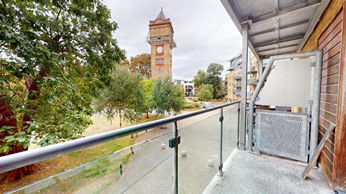 2 Bedroom Apartment To Rent In Catalpa Court, Hither Green Lane, London, SE13