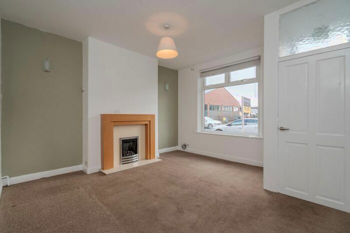 2 Bedroom Terraced House To Rent In Longsight, Harwood, Bolton, BL2