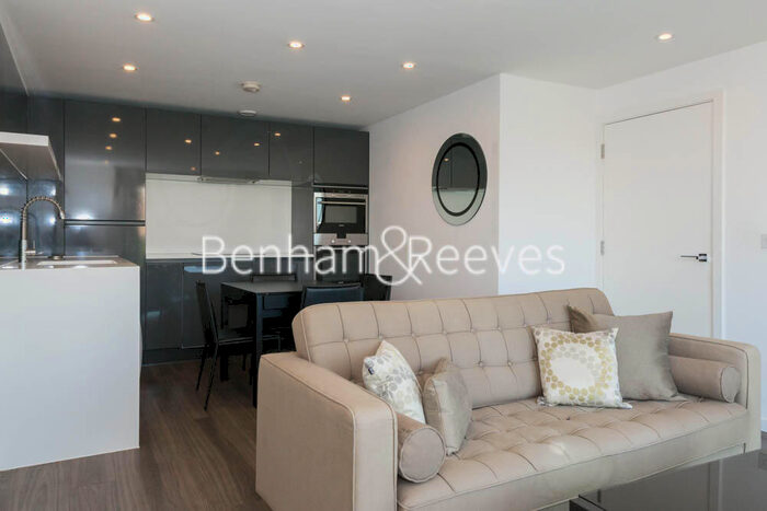 1 Bedroom Apartment To Rent In Highbury Park, Islington, N5
