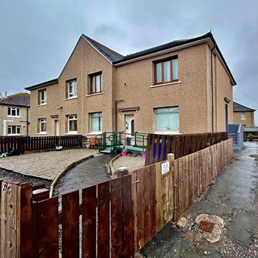 2 Bedroom Flat To Rent In Titchfield Road, Troon, Ayrshire, KA10