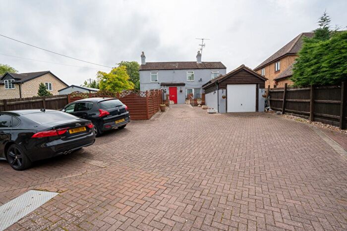 5 Bedroom Detached House For Sale In Rushden Road, Wymington, Rushden, NN10