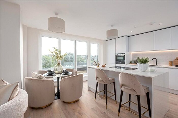3 Bedroom Penthouse For Sale In Flat Logie Green Road, Edinburgh, Midlothian, EH7