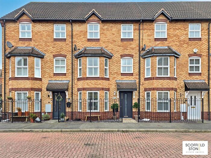 3 Bedroom Terraced House For Sale In Wye Close, Hilton, Derby, DE65