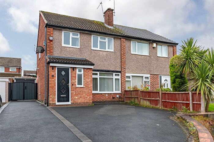 3 Bedroom Semi Detached House For Sale In Brookhill Drive, Leeds, West Yorkshire, LS17