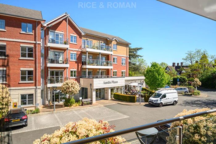 2 Bedroom Retirement Property For Sale In Austin Place, Weybridge, KT13