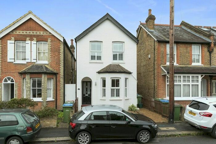 2 Bedroom Detached House To Rent In Weston Road, Thames Ditton, KT7