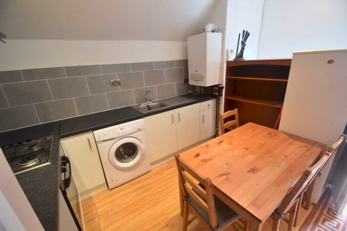 1 Bedroom Apartment To Rent In Ashburnham Road, Luton, Bedfordshire, LU1