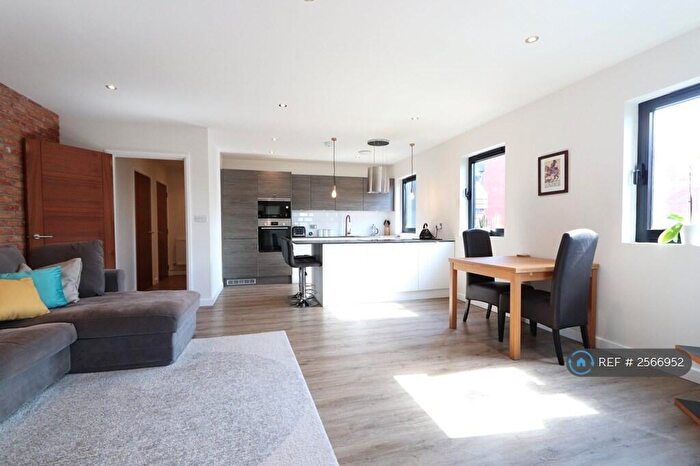 1 Bedroom Flat To Rent In The Old Police Station, Bristol, BS6