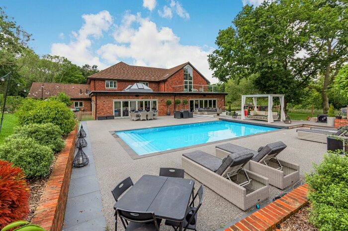 5 Bedroom Detached House To Rent In London Road, Sayers Common, Hassocks, West Sussex, BN6