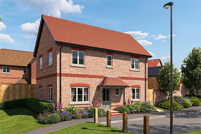 3 Bedroom Detached House For Sale In Willow Rise, Abbey Barn Park, High Wycombe, HP10