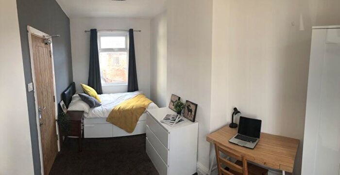 1 Bedroom Flat To Rent In Grosvenor Street, Cheltenham, GL52