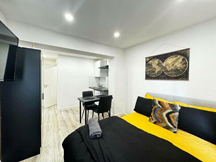 1 Bedroom Flat To Rent In Ramsden Road, Orpington, BR5