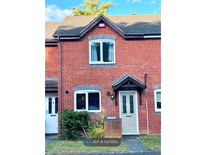 2 Bedroom Terraced House To Rent In Spruce Grove, Leamington Spa, CV31