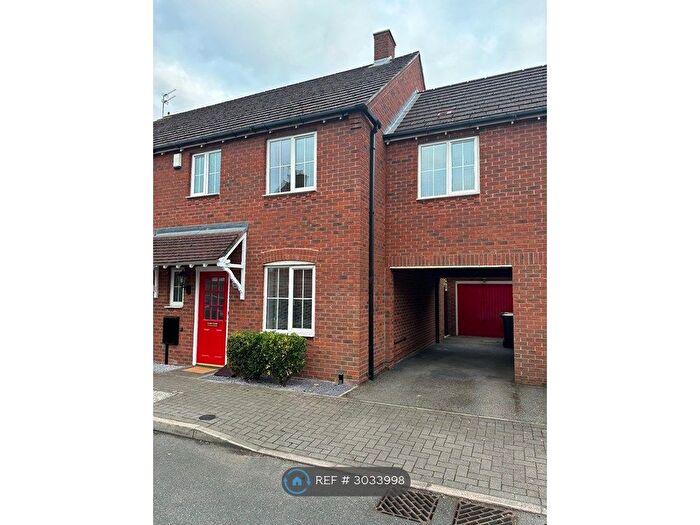 4 Bedroom Terraced House To Rent In Paddock Way, Hinckley, LE10