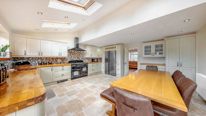 4 Bedroom House To Rent In Montacute Road, Croydon, CR0