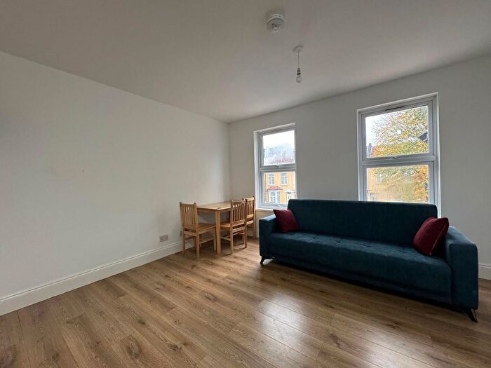 1 Bedroom Flat To Rent In Nags Head Road, Enfield, EN3