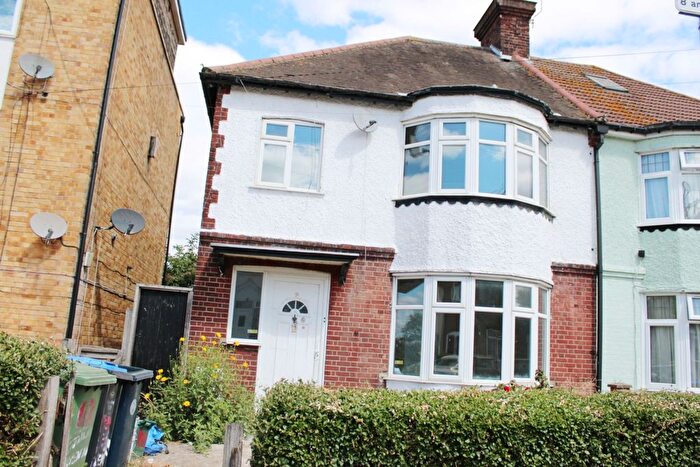 4 Bedroom Semi-Detached House To Rent In Bowrons Avenue, Wembley, HA0
