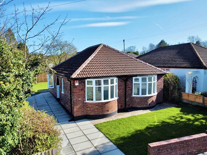 2 Bedroom Detached Bungalow For Sale In Hilltop Drive, Marple, SK6