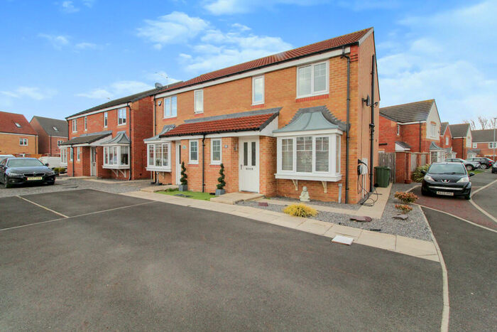3 Bedroom Semi-Detached House For Sale In Wingate Way, Ashington, NE63