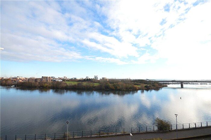 3 Bedroom Flat To Rent In Jim Driscoll Way, Caerdydd, CF11