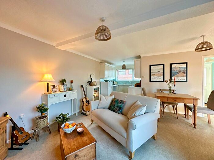 2 Bedroom Bungalow For Sale In Queens Court, Ledbury, HR8