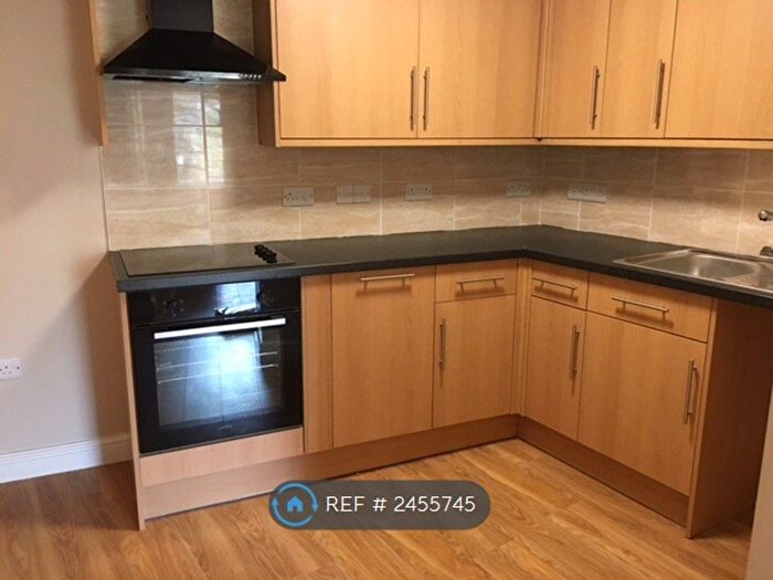 Studio To Rent In Dover Place, Bristol, BS8 - Photo 2