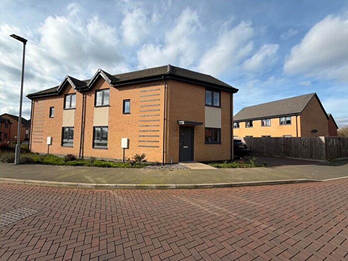 3 Bedroom Semi-Detached House For Sale In Holly Blue Gardens, Whittlesey, PE7