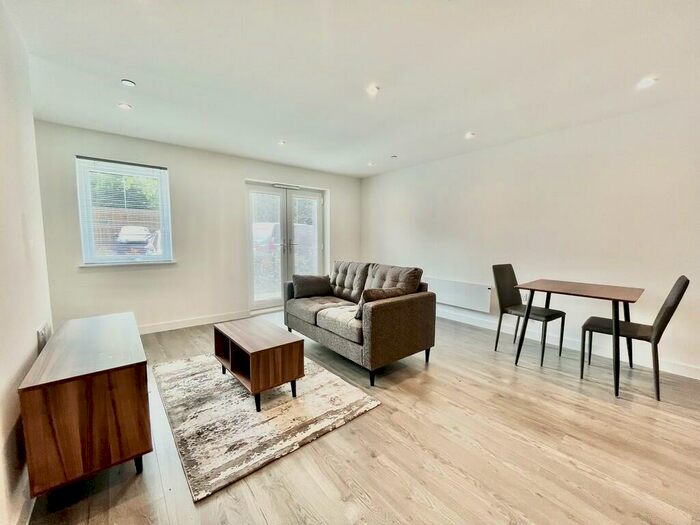 1 Bedroom Apartment To Rent In Alexandra Park, LS4